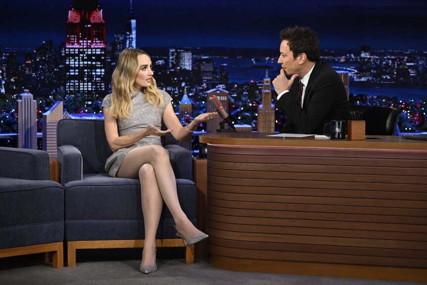 Chloe Fineman speaks with Jimmy Fallon.