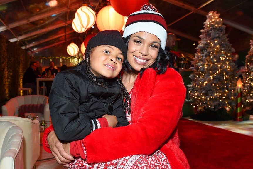 Jordan sparks hugging her son Dana Isaiah Thomas Jr.