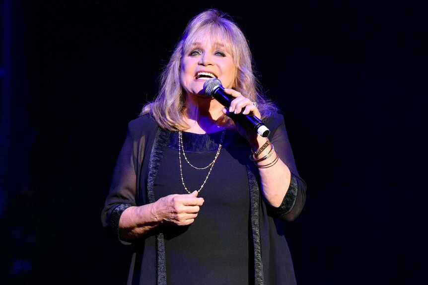 Barbara Mandrell performing on stage during the 13th Annual ACM Honors.