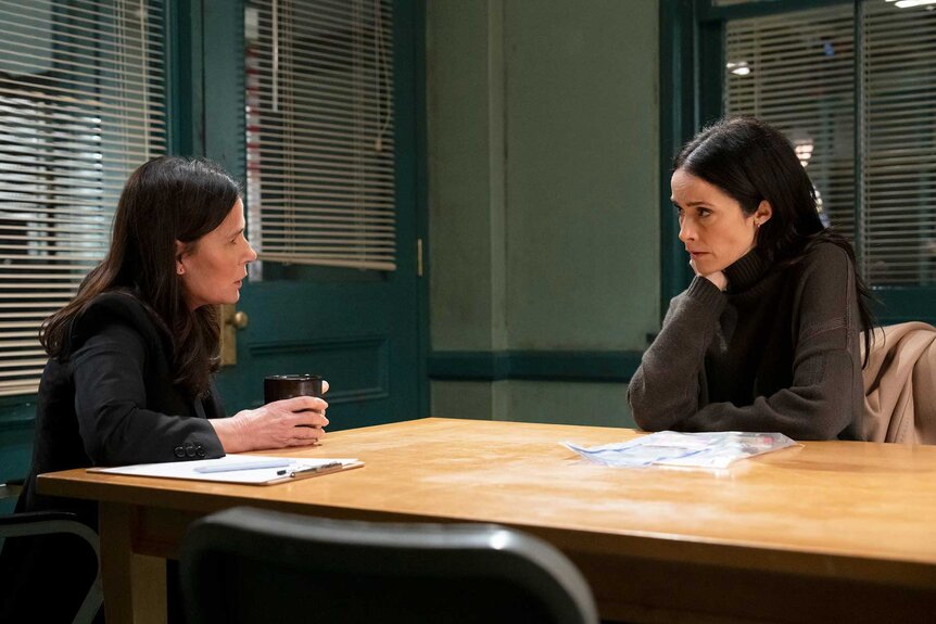 Lt. Jessica Brady and Michelle Burns talking in Law & Order Season 24, Episode 12.